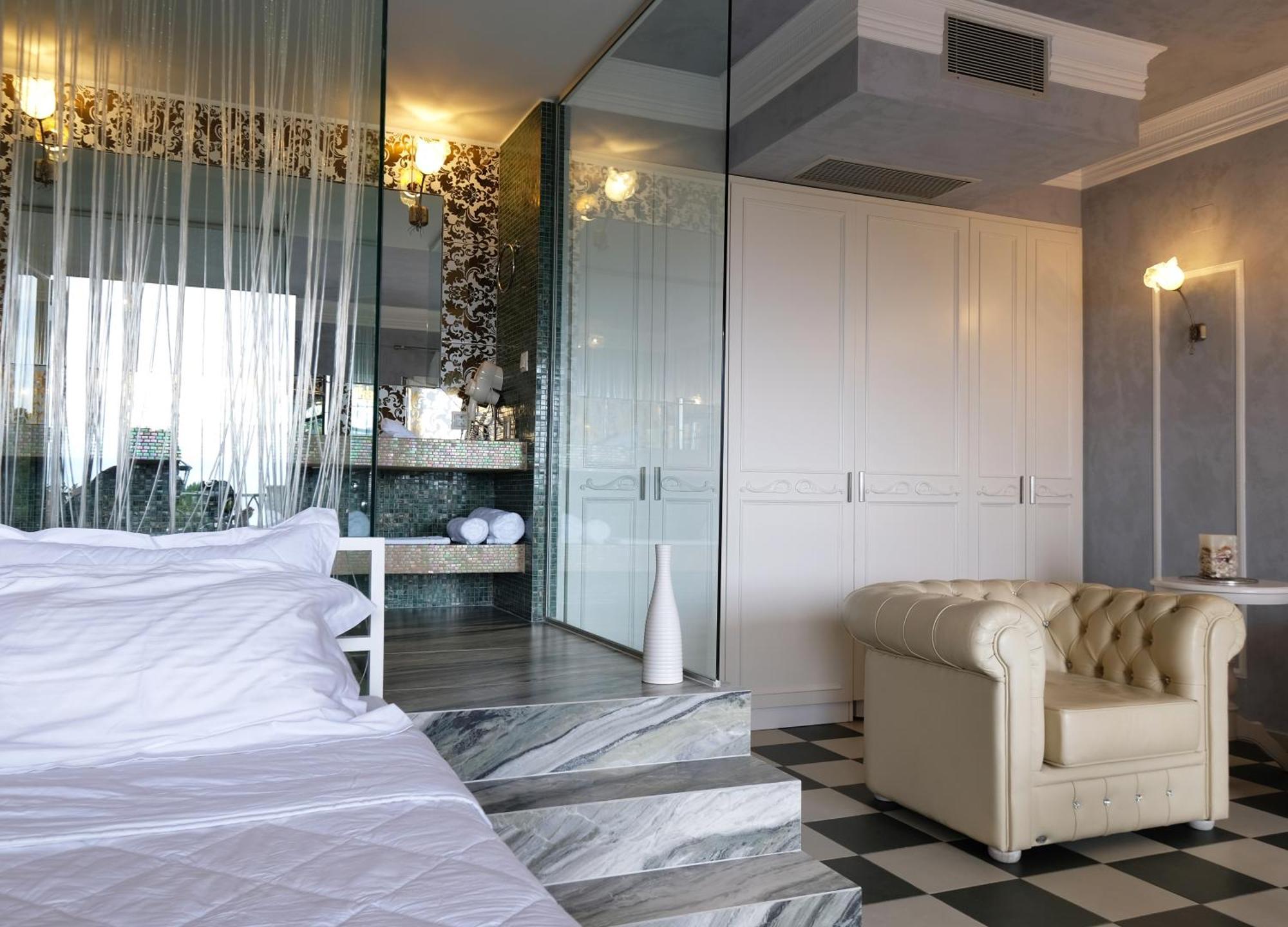 Irida Boutique Hotel Parga Exterior foto
