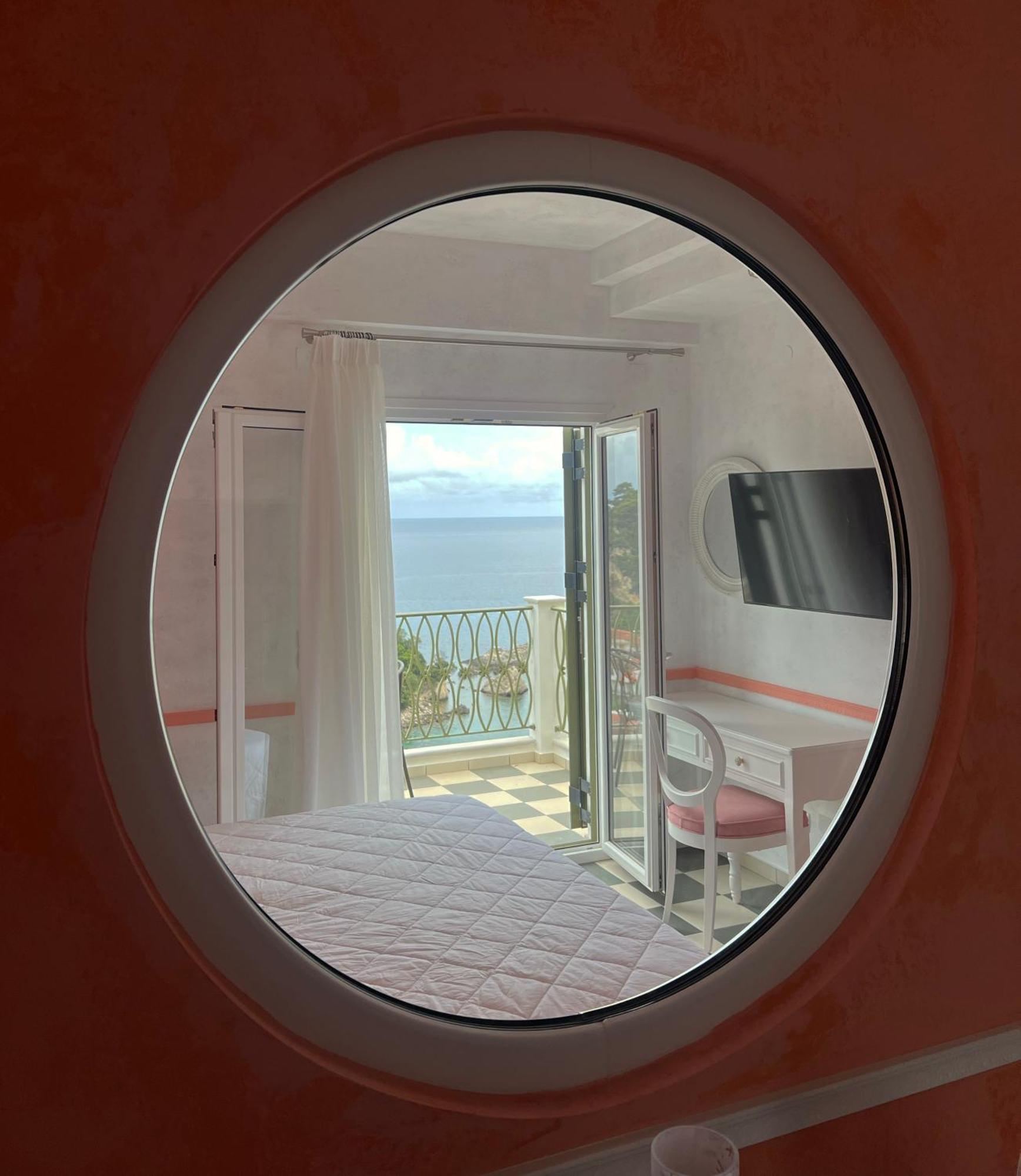 Irida Boutique Hotel Parga Exterior foto